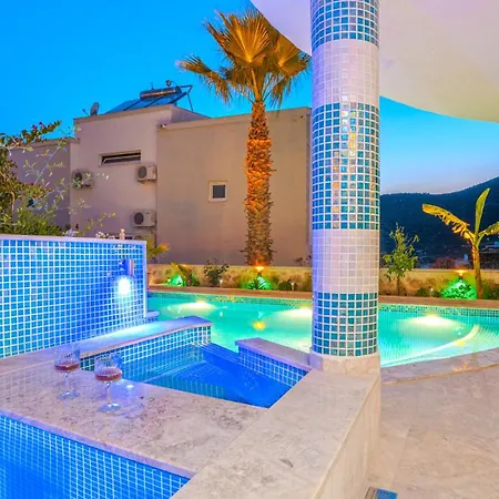 Funda ヴィラ カシュ