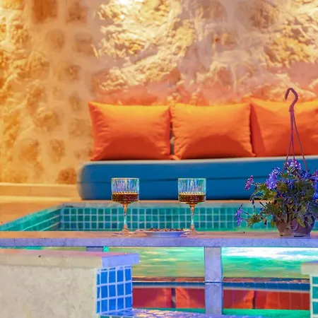 Funda ヴィラ カシュ